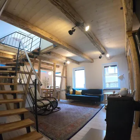 Paradiso Apartment *